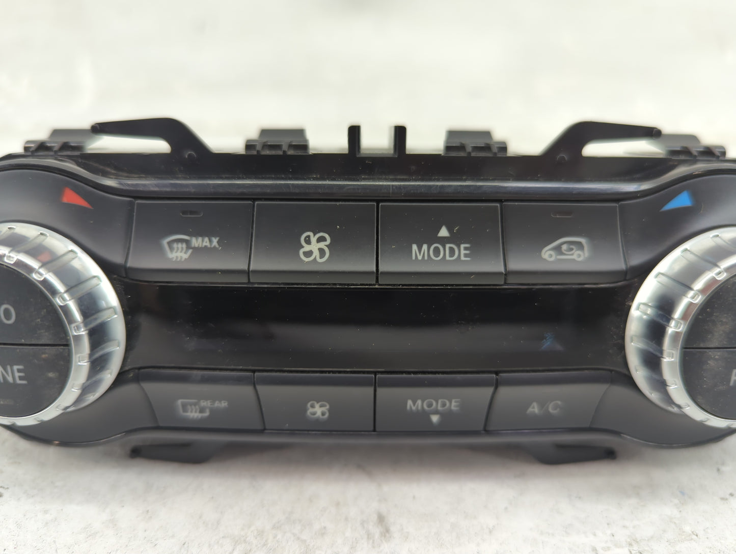 2014 Mercedes-Benz Cla250 Climate Control Module Temperature AC/Heater Replacement P/N:A2469001908 A2469015103 Fits Fits 201