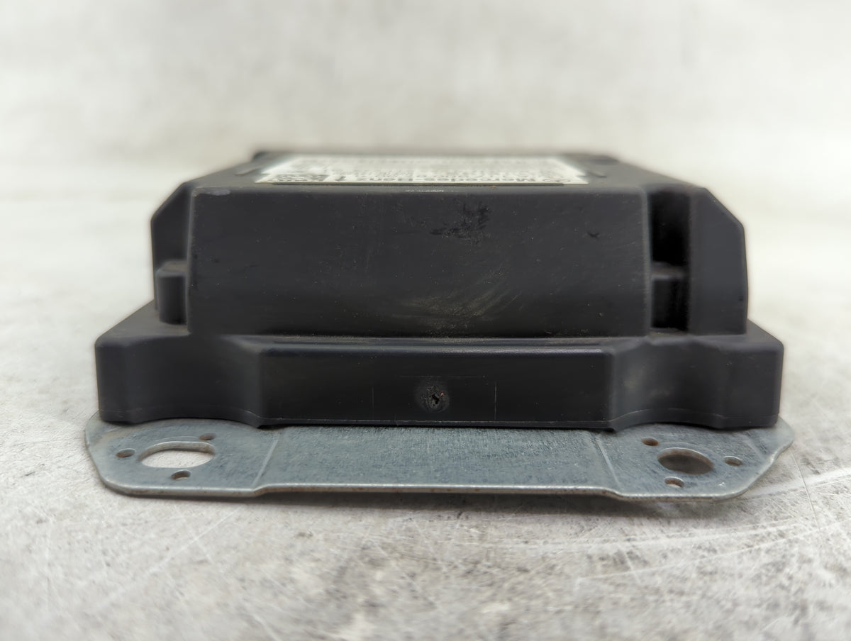 2014 Mercedes-benz Cla250 Safety Restraint Srs Airbag Control Module - Oemusedautoparts1.com