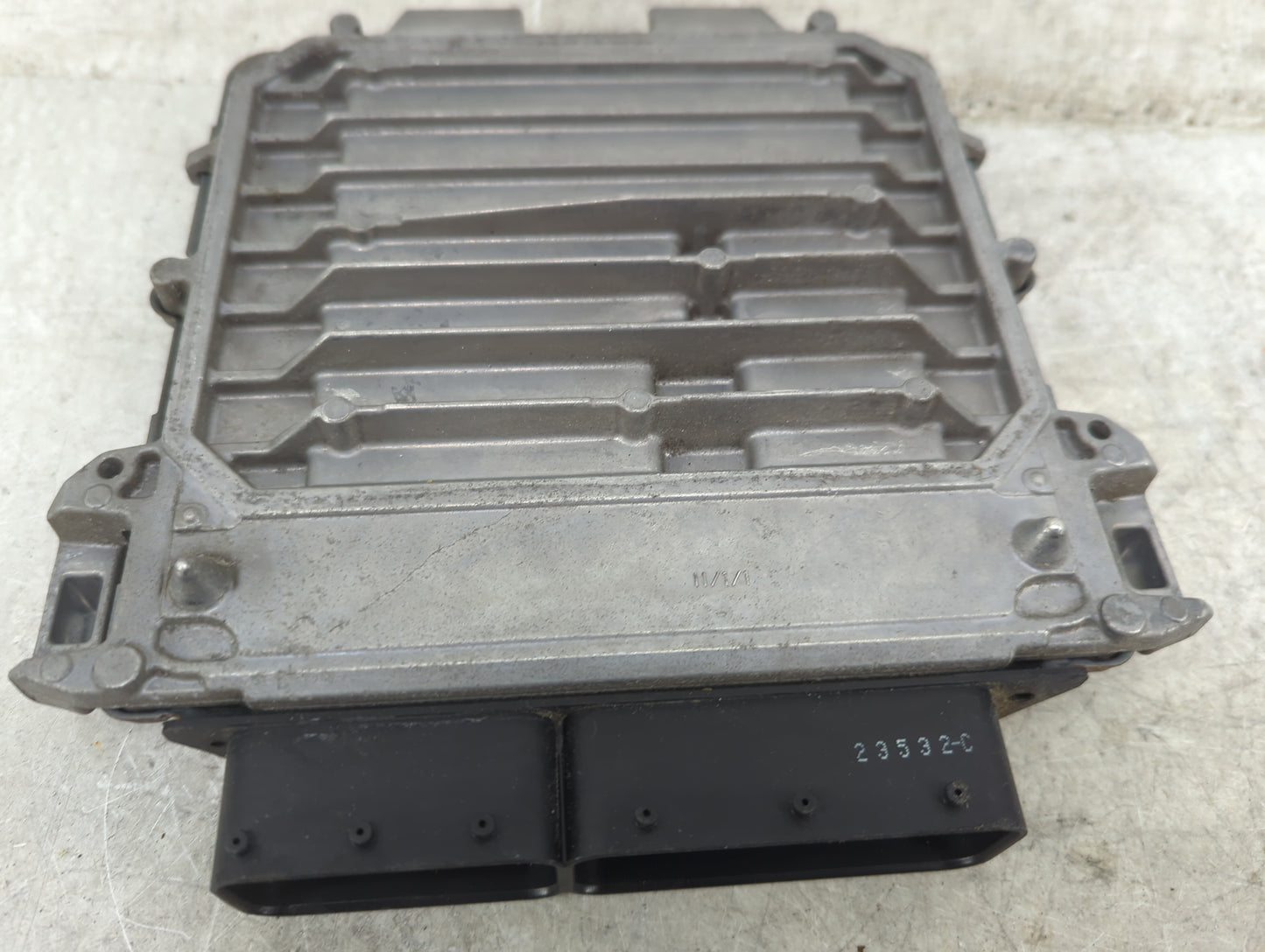 2014-2015 Mercedes-Benz Cla250 PCM Engine Control Computer ECU ECM PCU OEM P/N:A2709000900 A2709010900 Fits Fits 2013 2014 2