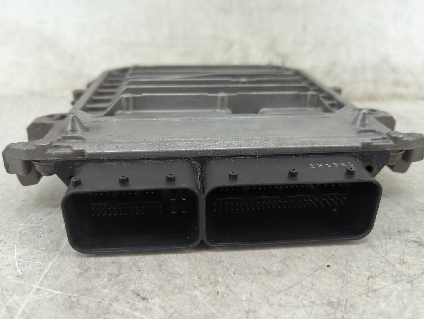 2014-2015 Mercedes-Benz Cla250 PCM Engine Control Computer ECU ECM PCU OEM P/N:A2709000900 A2709010900 Fits Fits 2013 2014 2