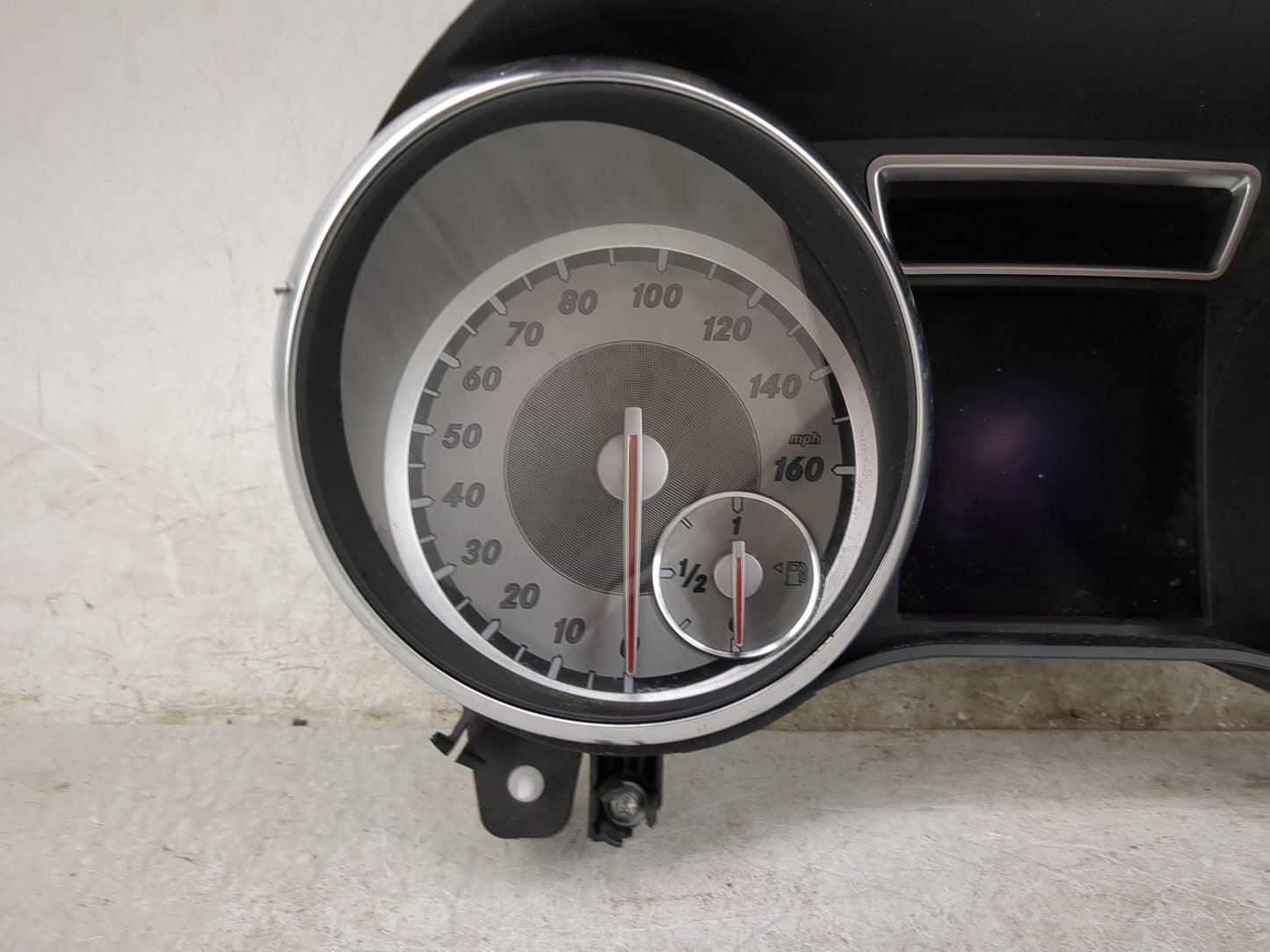 2014-2015 Mercedes-Benz Cla250 Instrument Cluster Speedometer Gauges P/N:A1179007600 0263697035 Miles:92K Fits Fits 2014 201