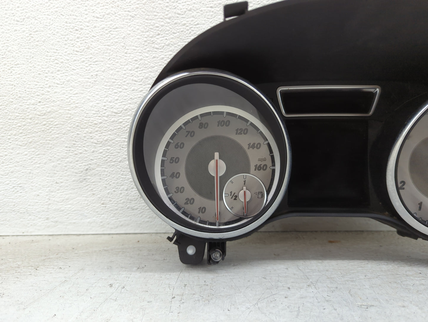 2014-2015 Mercedes-Benz Cla250 Instrument Cluster Speedometer Gauges P/N:A1179007600 0263697035 Miles:183K Fits Fits 2014 20