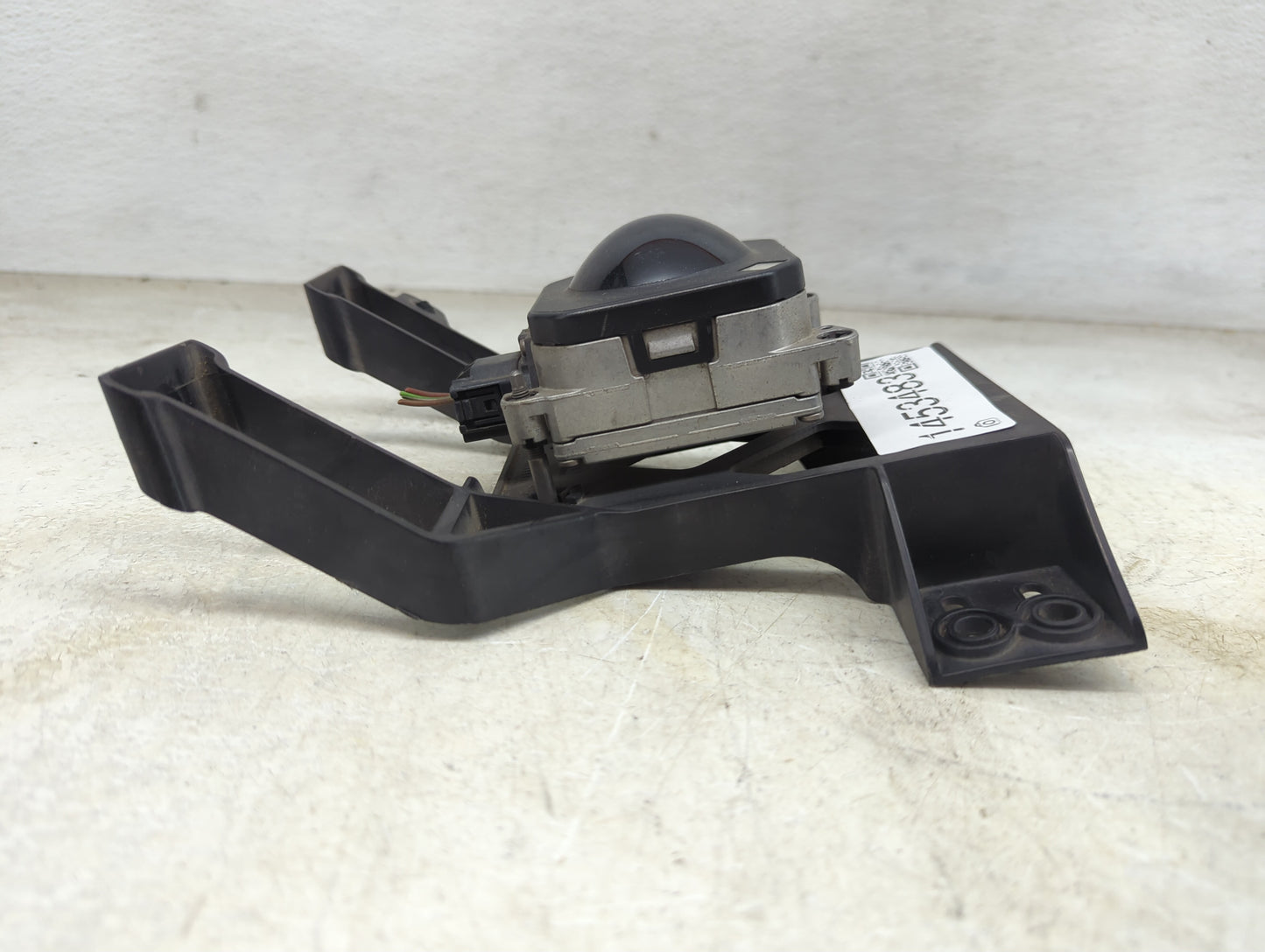 2014-2015 Mercedes-benz Cla250 Back Up Sensor Backup Camera - Oemusedautoparts1.com