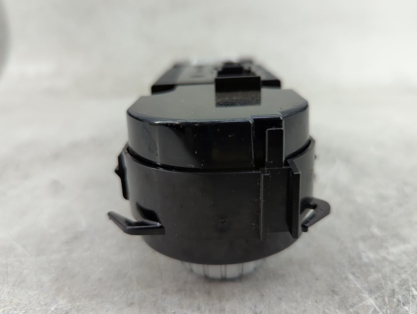 2014-2019 Mercedes-Benz Cla250 Climate Control Module Temperature AC/Heater Replacement Fits OEM Used Auto Parts - Oemusedau