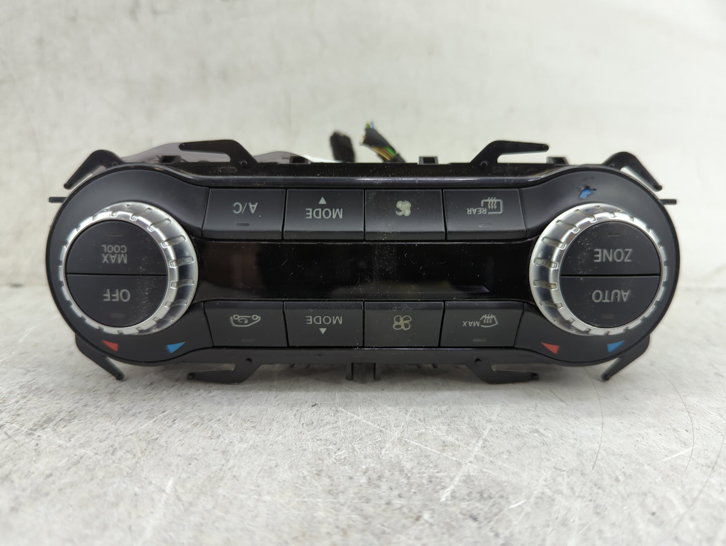 2014 Mercedes-Benz Cla250 Climate Control Module Temperature AC/Heater Replacement Fits Fits 2015 OEM Used Auto Parts - Oemu