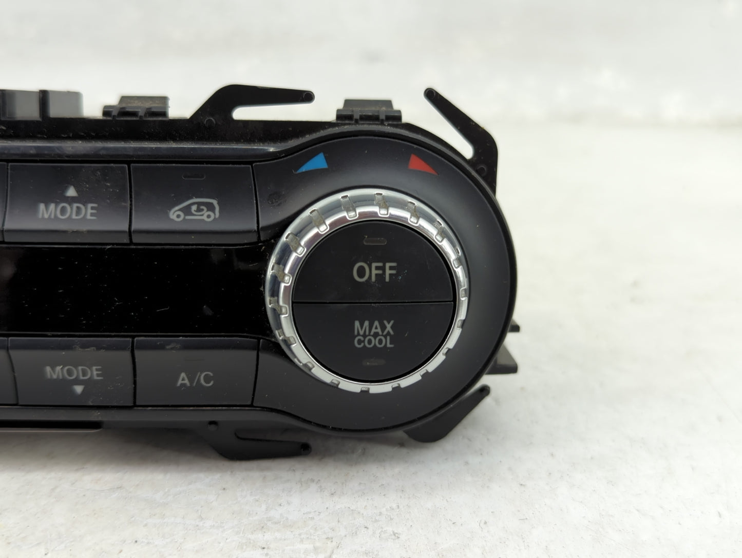 2014 Mercedes-Benz Cla250 Climate Control Module Temperature AC/Heater Replacement P/N:A245 901 09 05 A246 900 25 08 Fits OE