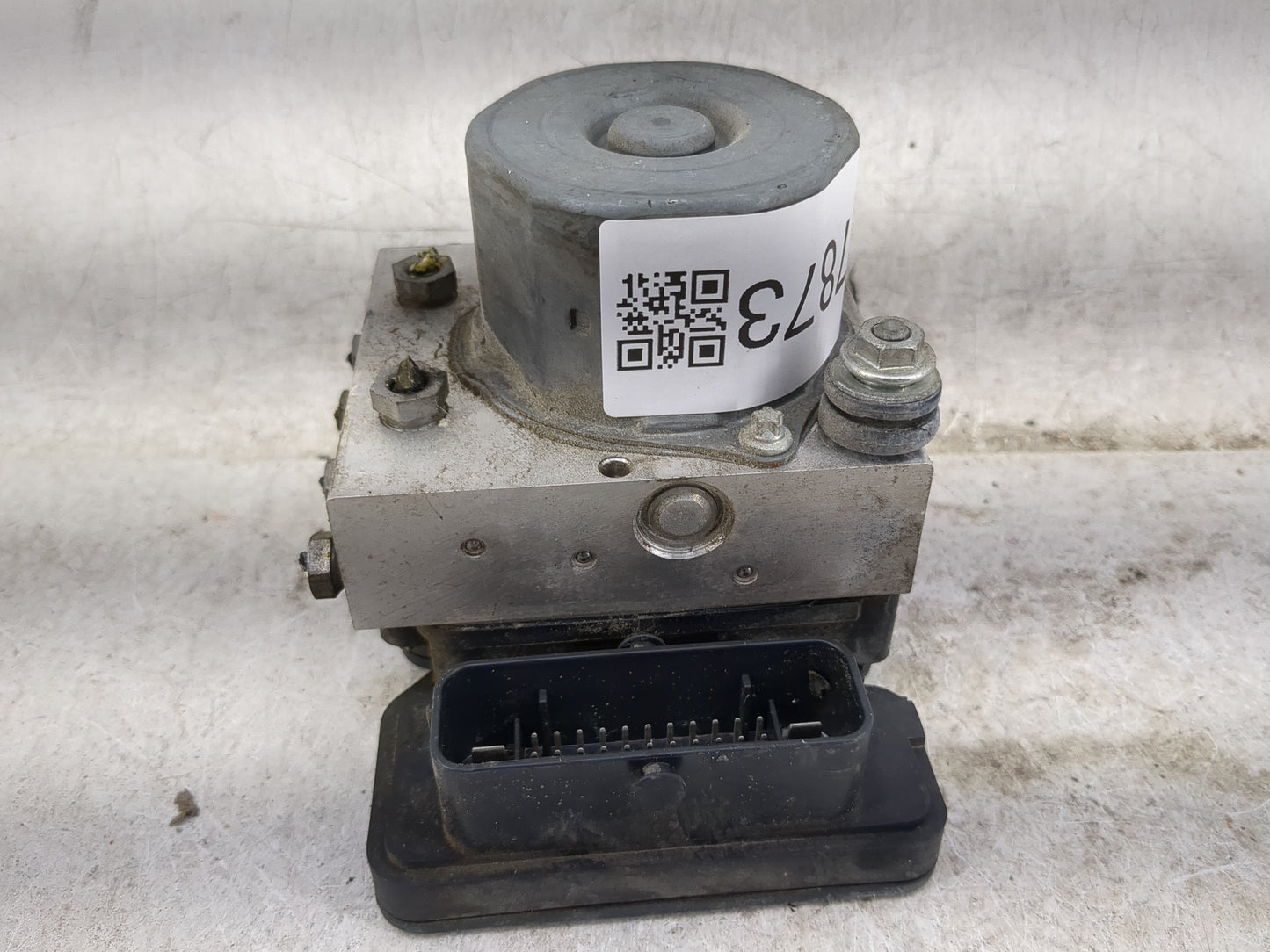 2014-2019 Mercedes-Benz Cla250 ABS Pump Control Module Replacement P/N:A009 431 64 12 Fits Fits 2014 2015 2016 2017 2018 201