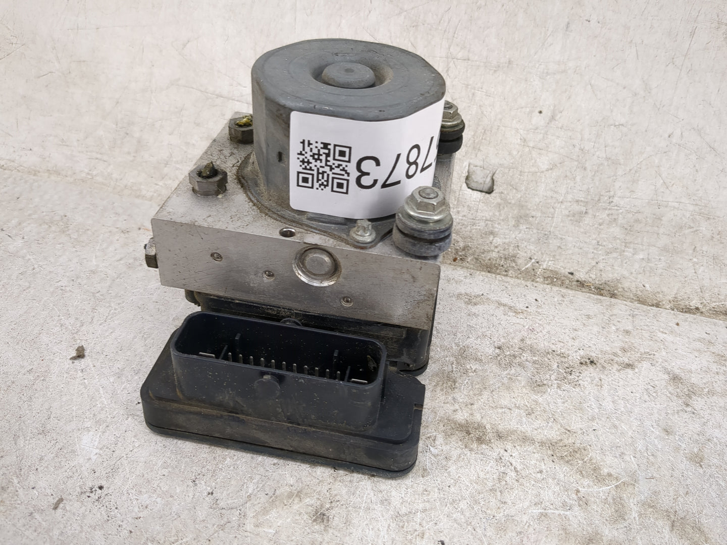 2014-2019 Mercedes-Benz Cla250 ABS Pump Control Module Replacement P/N:A009 431 64 12 Fits Fits 2014 2015 2016 2017 2018 201