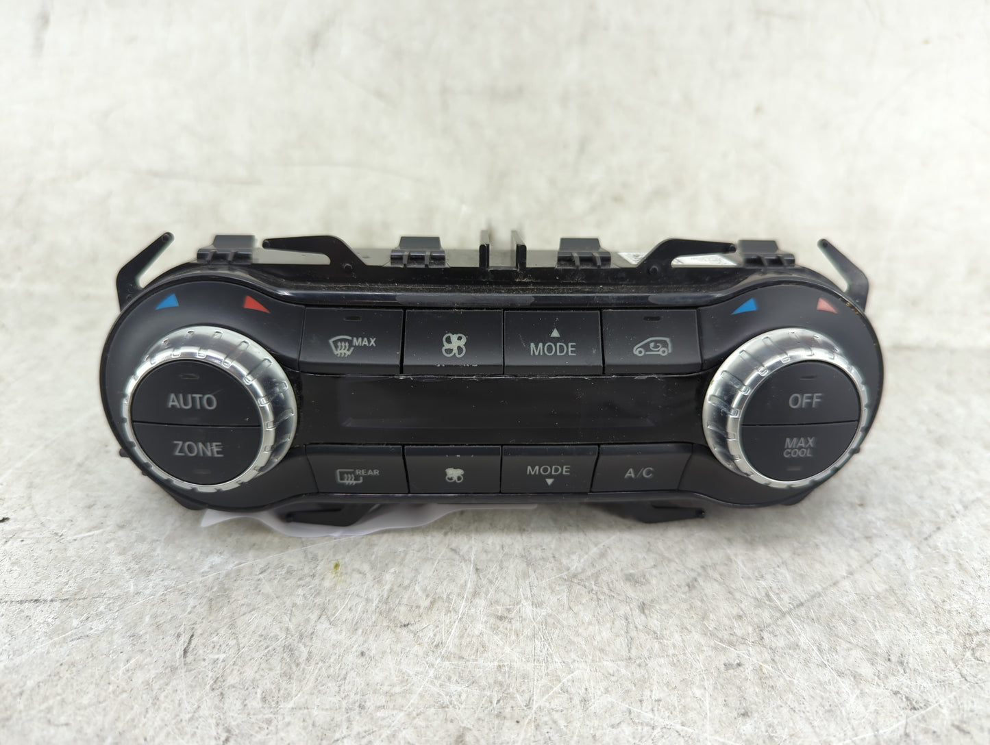 2014 Mercedes-Benz Cla250 Climate Control Module Temperature AC/Heater Replacement P/N:A246 901 09 05 A246 900 25 08 Fits OE