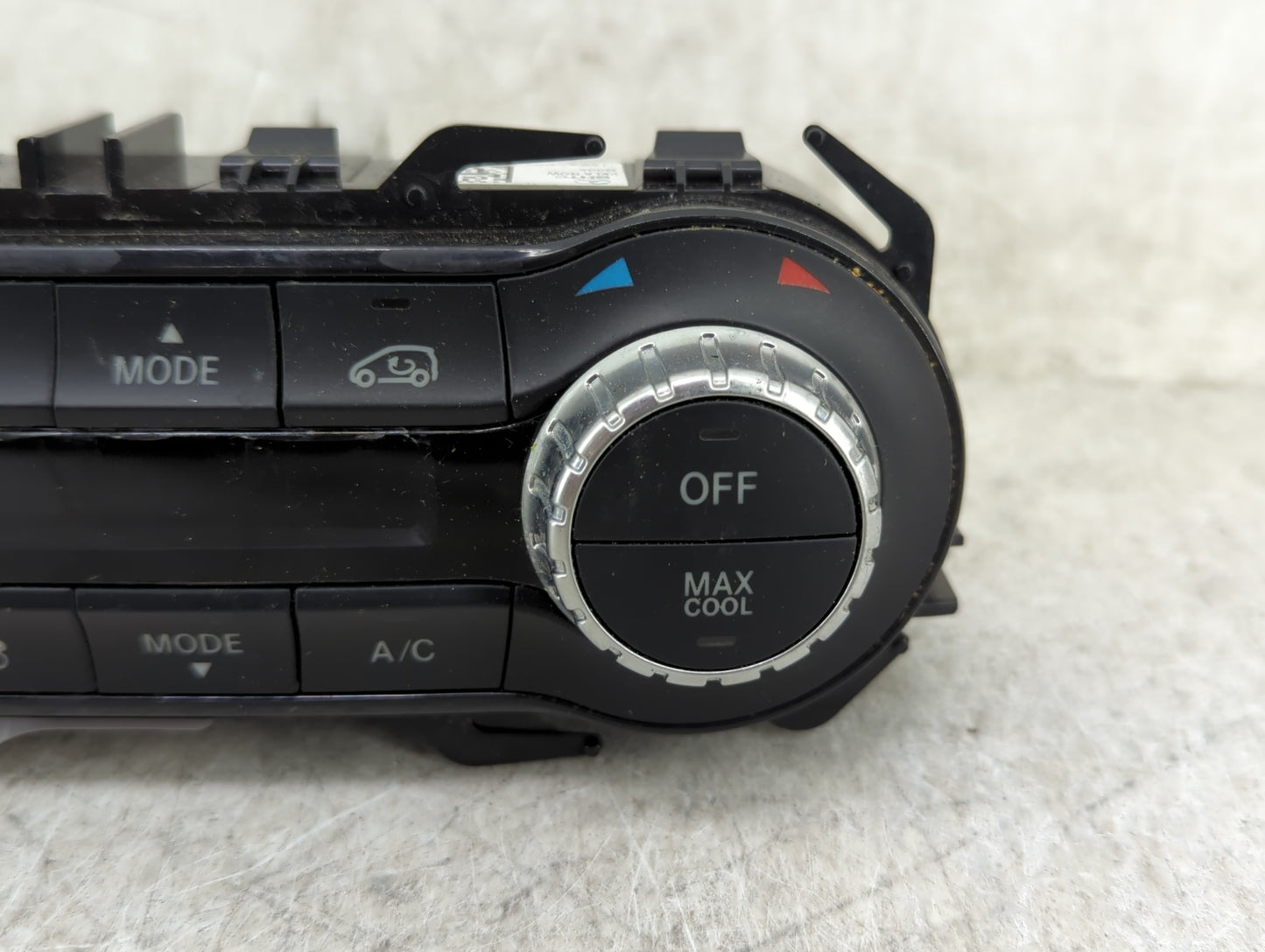 2014 Mercedes-Benz Cla250 Climate Control Module Temperature AC/Heater Replacement P/N:A246 901 09 05 A246 900 25 08 Fits OE