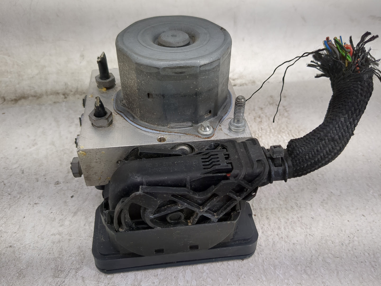 2014-2019 Mercedes-Benz Cla250 ABS Pump Control Module Replacement P/N:A0094316412 Fits Fits 2014 2015 2016 2017 2018 2019 O