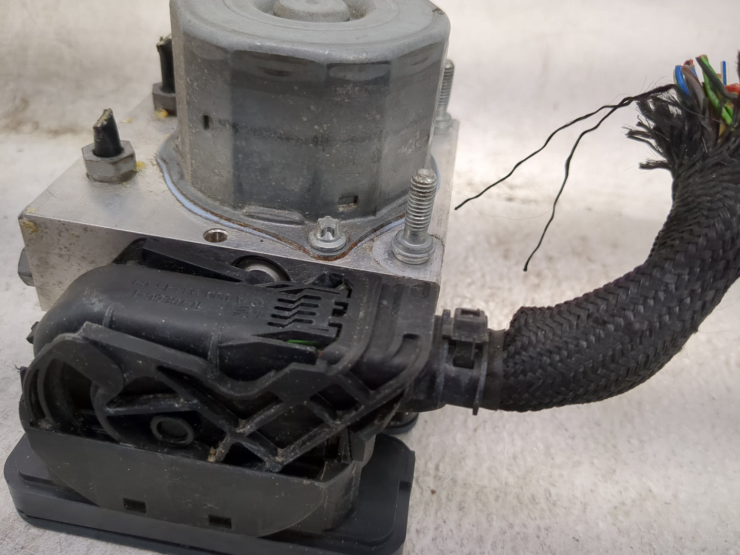 2014-2019 Mercedes-Benz Cla250 ABS Pump Control Module Replacement P/N:A0094316412 Fits Fits 2014 2015 2016 2017 2018 2019 O
