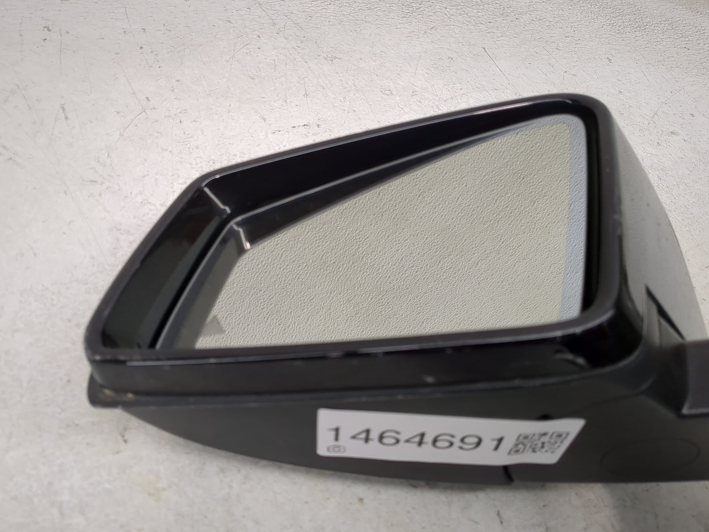 2014-2016 Mercedes-Benz Cla250 Driver Side View Mirror - Left Door Mirror OEM Used - Oemusedautoparts1.com