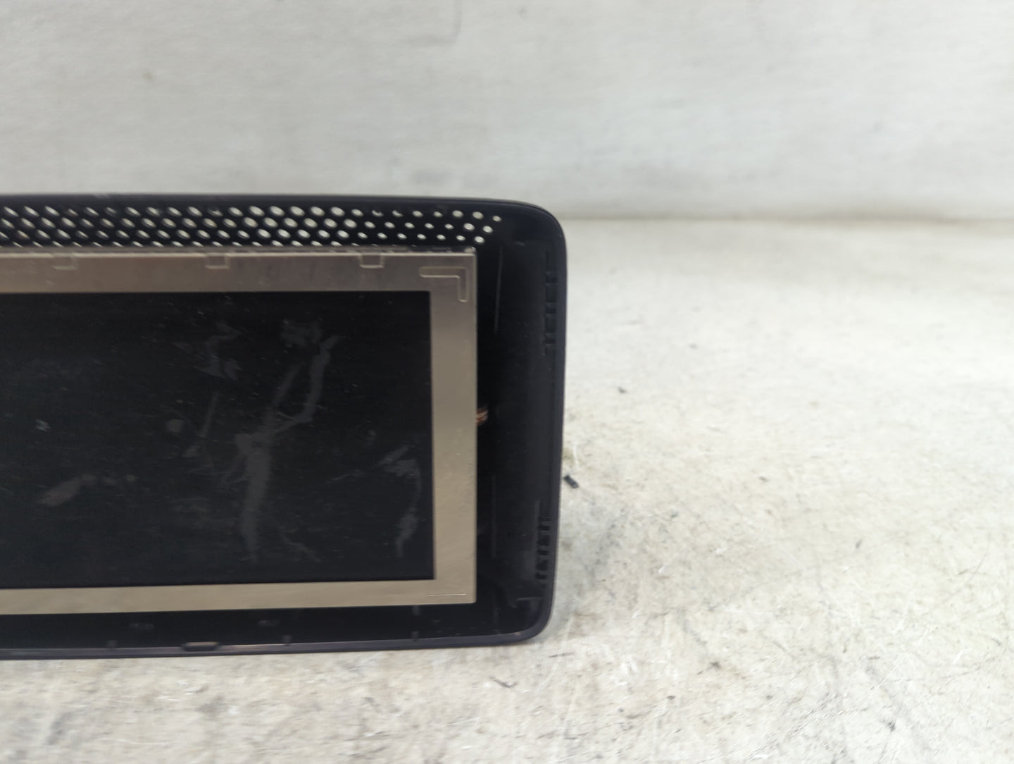 2014-2014 Mercedes-benz Cla250 Information Display Screen 1468571 - Oemusedautoparts1.com