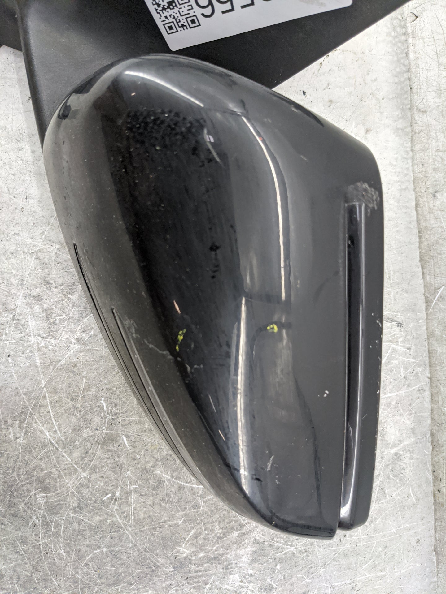 2014-2016 Mercedes-Benz Cla250 Driver Side View Mirror - Left Door Mirror OEM Used - Oemusedautoparts1.com