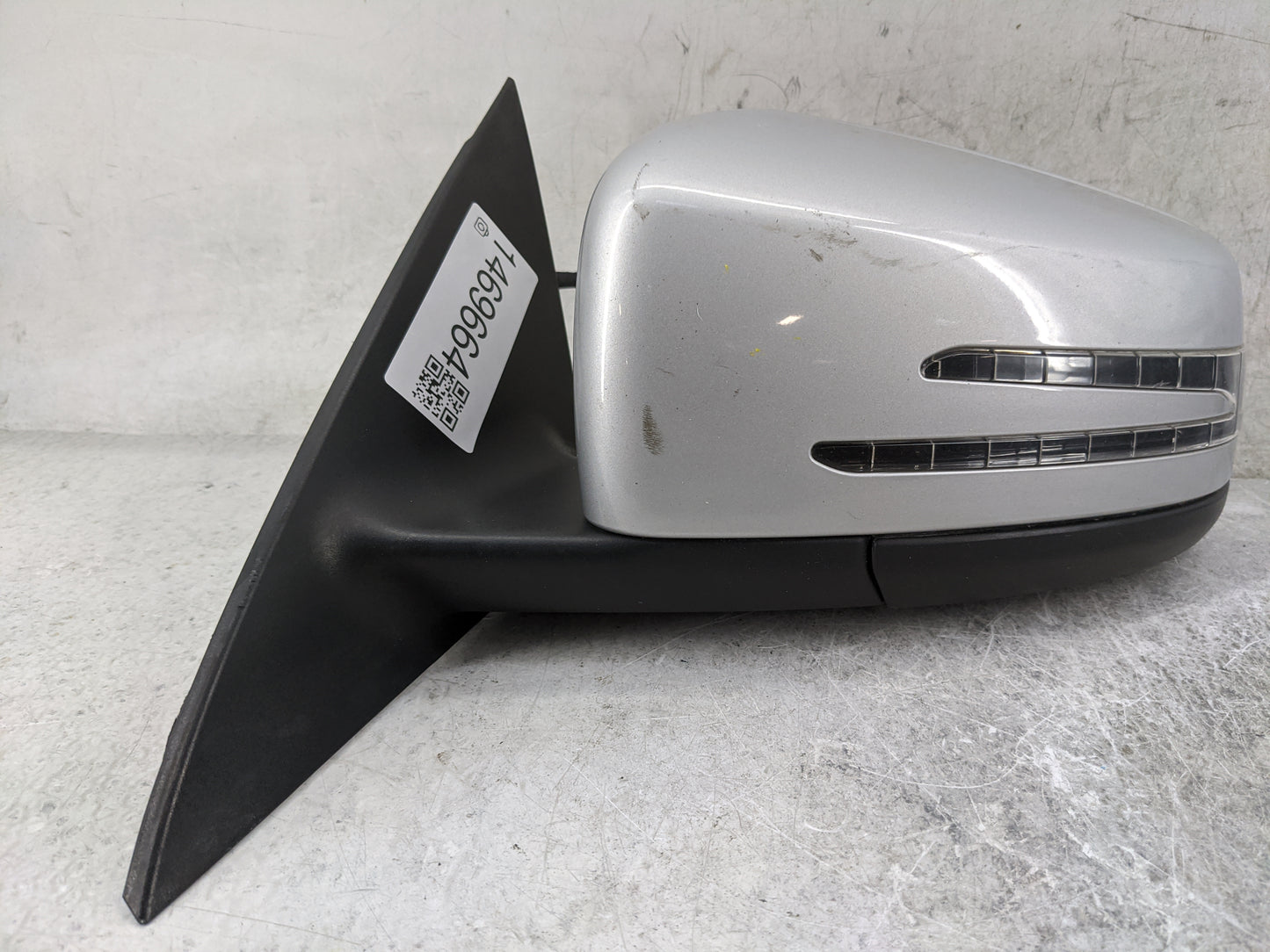 2014-2016 Mercedes-Benz Cla250 Driver Side View Mirror - Left Door Mirror OEM Used - Oemusedautoparts1.com