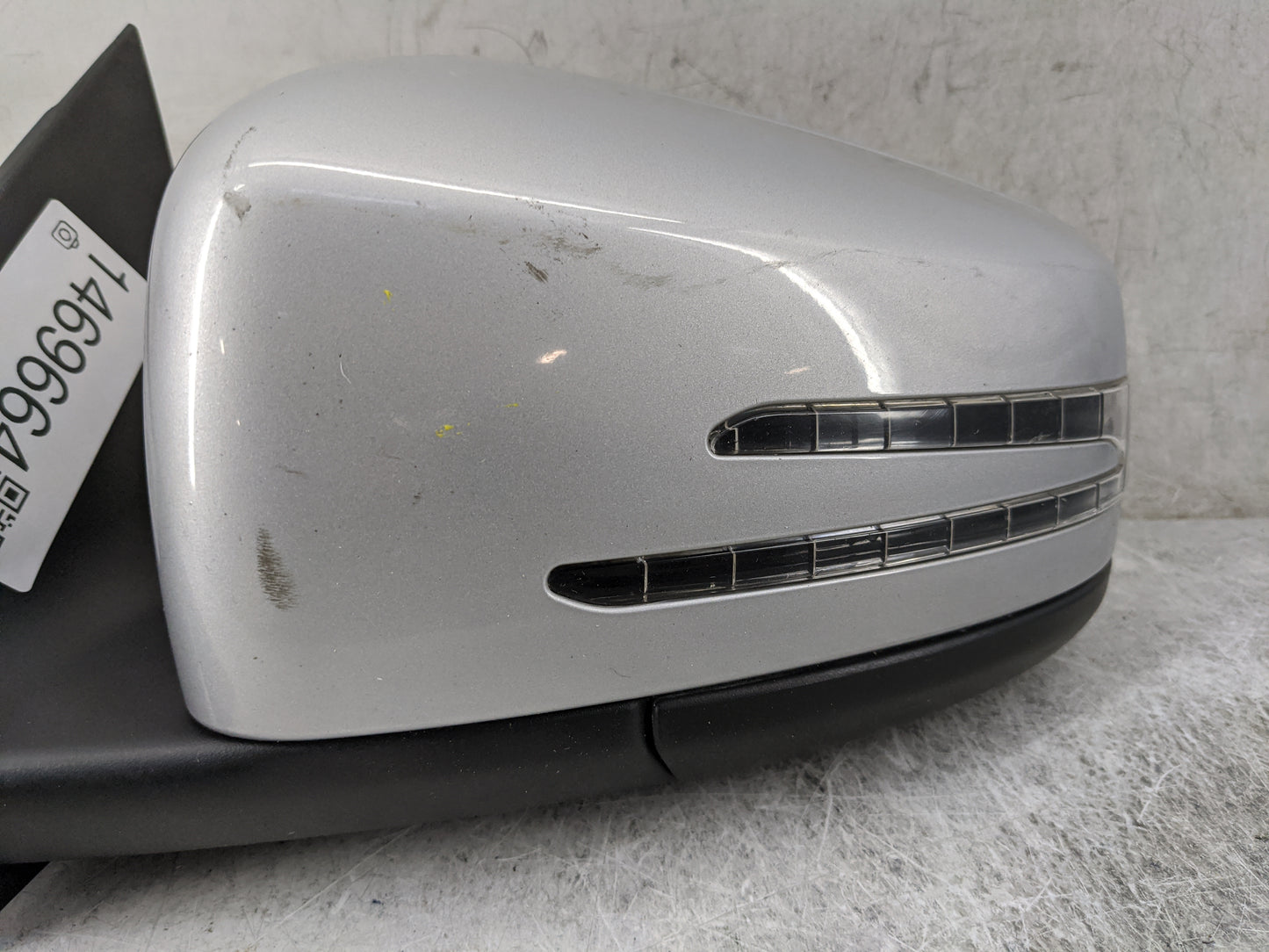 2014-2016 Mercedes-Benz Cla250 Driver Side View Mirror - Left Door Mirror OEM Used - Oemusedautoparts1.com