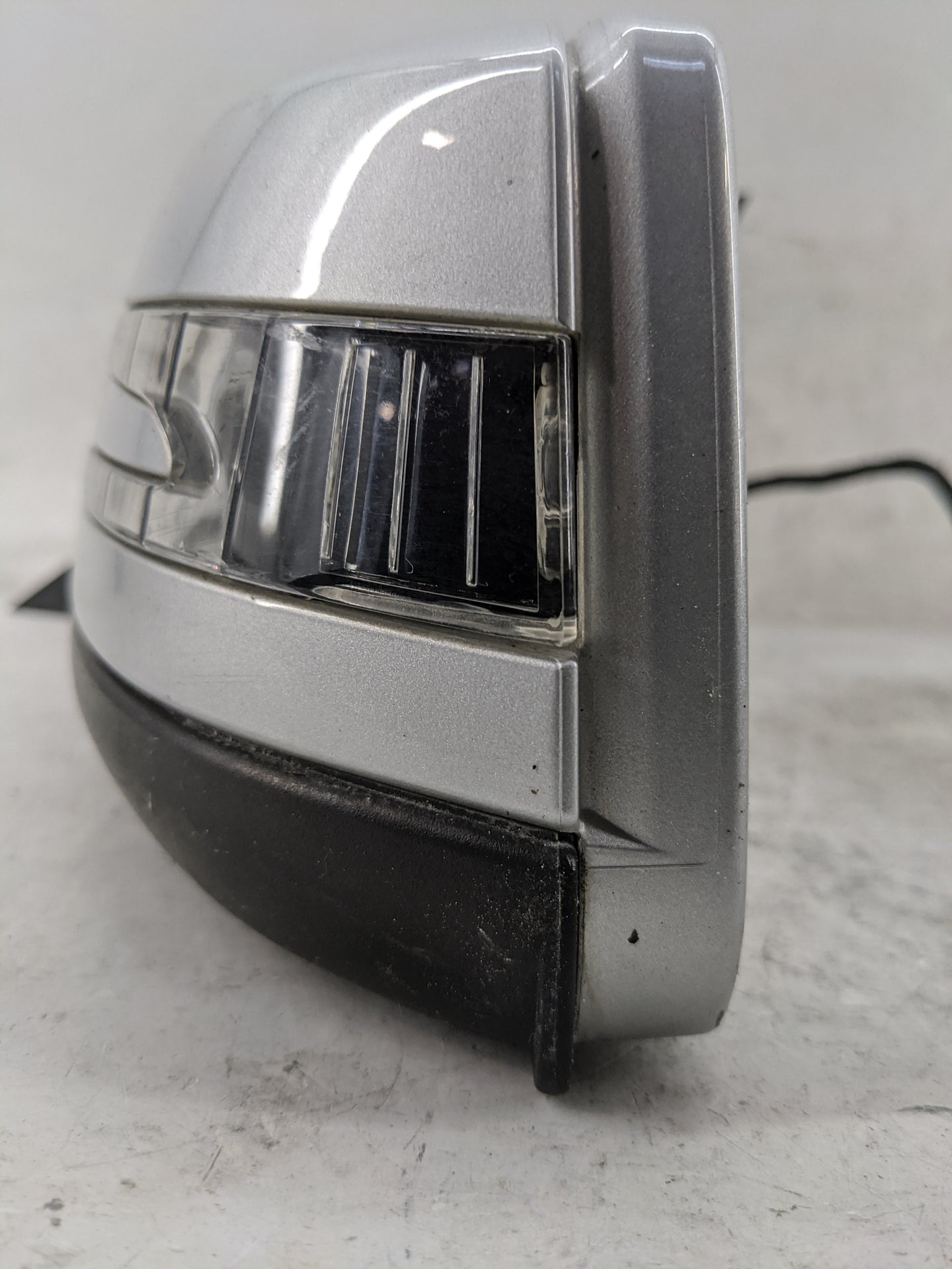 2014-2016 Mercedes-Benz Cla250 Driver Side View Mirror - Left Door Mirror OEM Used - Oemusedautoparts1.com
