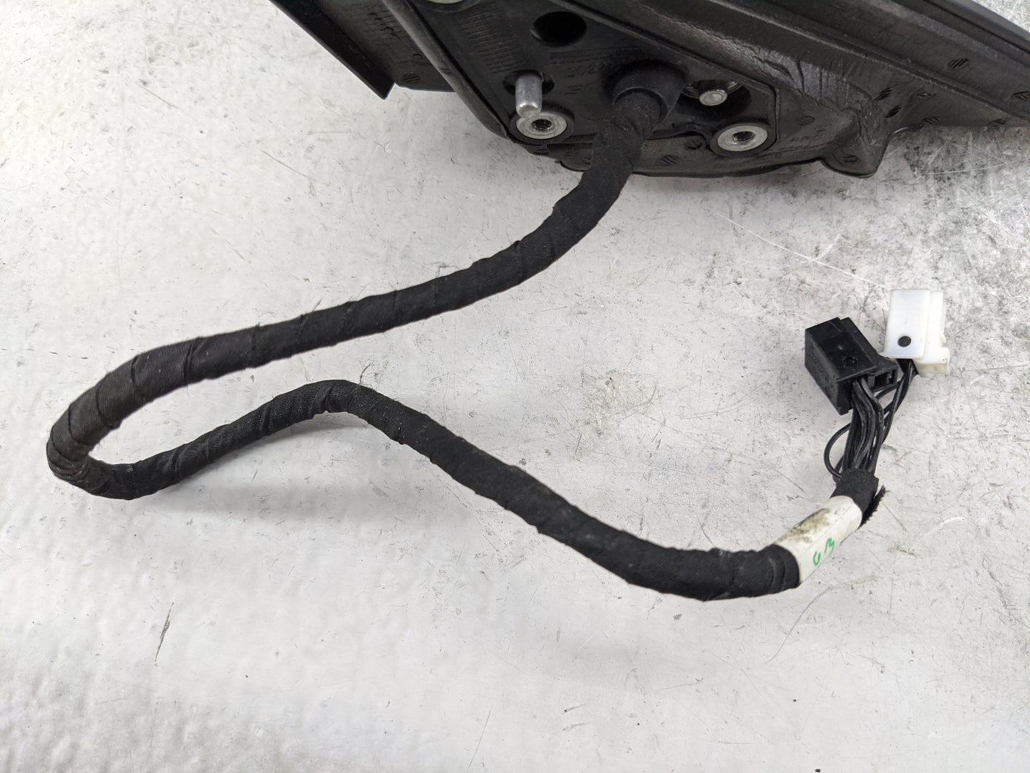 2014-2016 Mercedes-Benz Cla250 Driver Side View Mirror - Left Door Mirror OEM Used - Oemusedautoparts1.com
