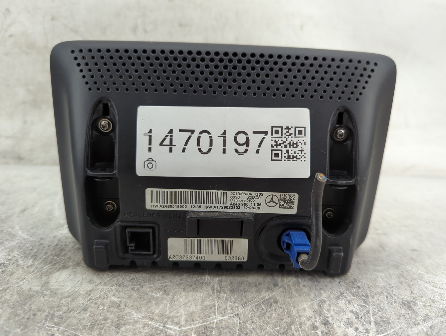2014 Mercedes-benz Cla250 Information Display Screen Black - Oemusedautoparts1.com