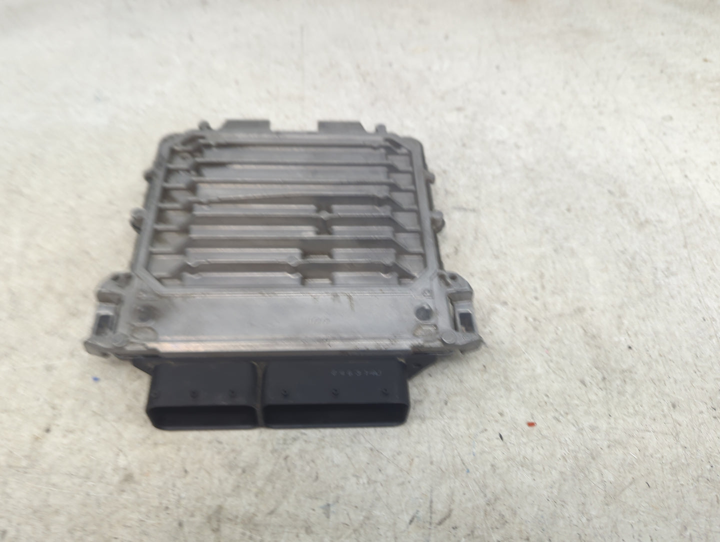 2014-2015 Mercedes-Benz Cla250 PCM Engine Control Computer ECU ECM PCU OEM P/N:A 270 900 09 00 0 261 S08 233 Fits OEM Used A
