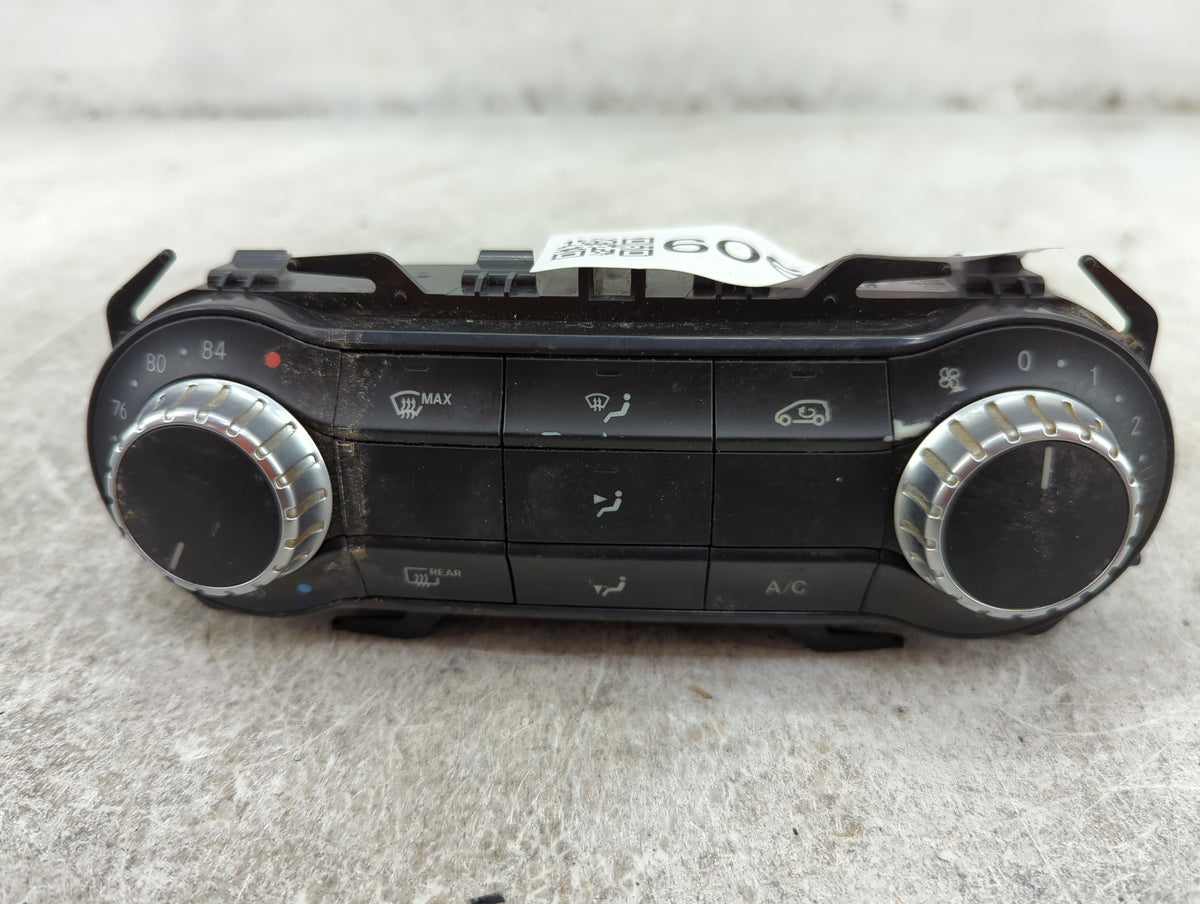 2014-2019 Mercedes-Benz Cla250 Climate Control Module Temperature AC/Heater Replacement P/N:A2469002308 A2469010605 Fits OEM