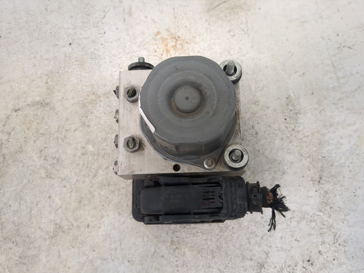 2014-2019 Mercedes-Benz Cla250 Anti-Lock Brake ABS Pump Module Actuator OEM P/N:A0094316412 A0094316410 Fits OEM Used Auto P