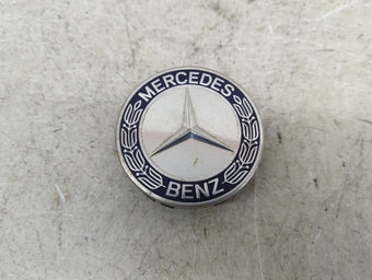 compare product 2014 Mercedes-benz Cla250 Rim Wheel Center Cap