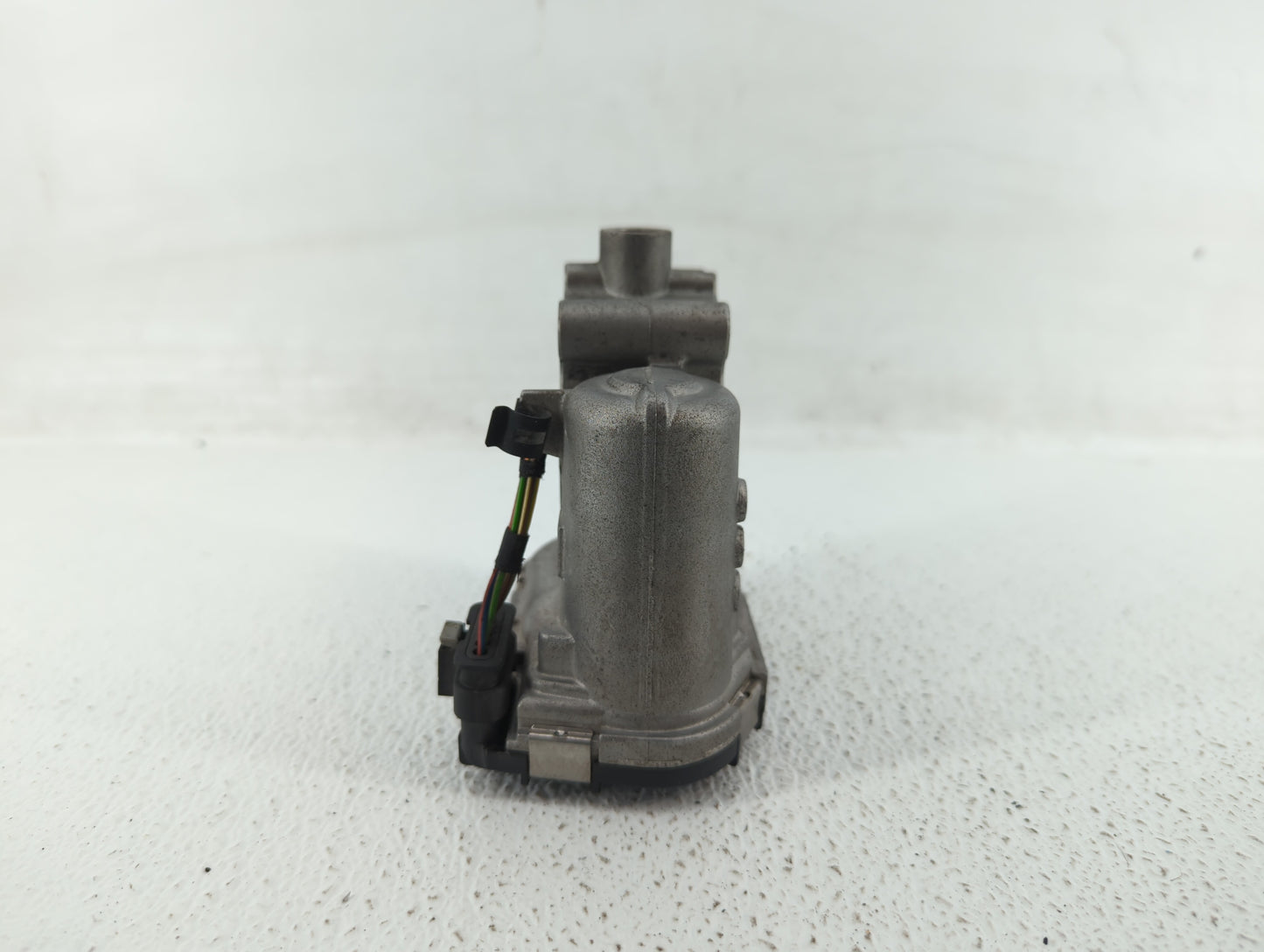 2014-2019 Mercedes-Benz Cla250 Throttle Body P/N:A 270 141 00 25 2701410025 Fits Fits 2013 2014 2015 2016 2017 2018 2019 202