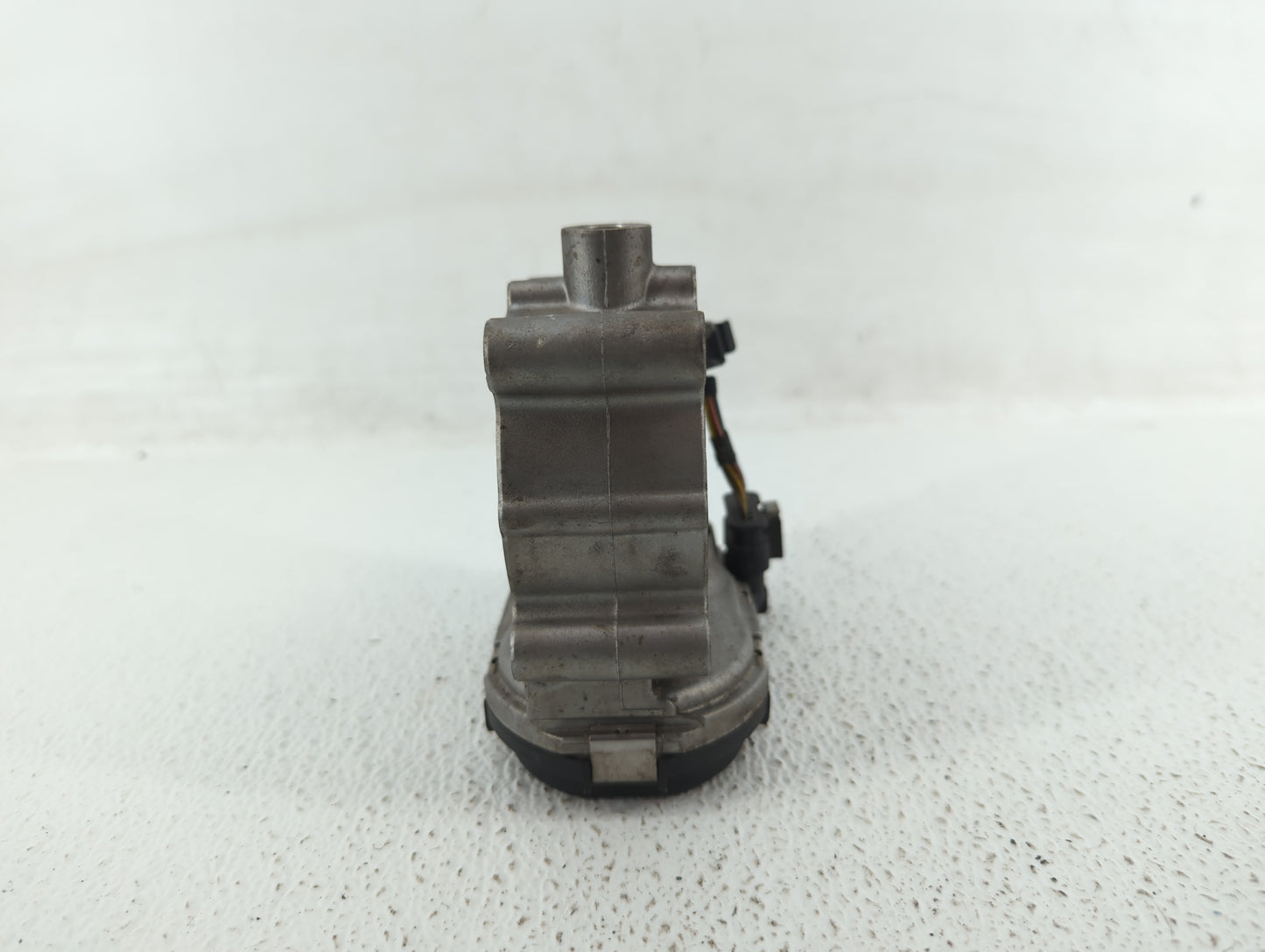 2014-2019 Mercedes-Benz Cla250 Throttle Body P/N:A 270 141 00 25 2701410025 Fits Fits 2013 2014 2015 2016 2017 2018 2019 202