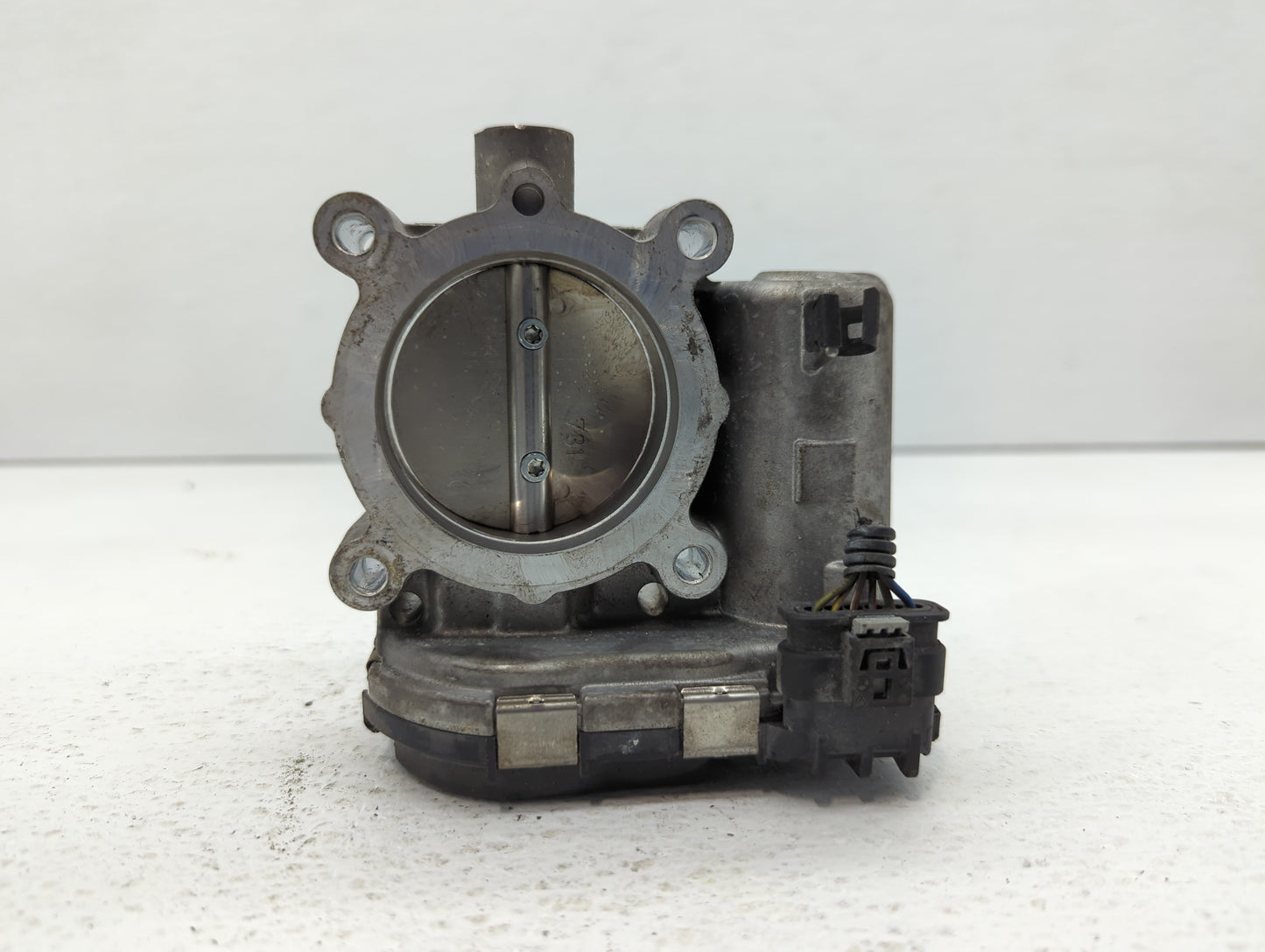 2014-2019 Mercedes-Benz Cla250 Throttle Body P/N:A 270 141 00 25 2701410025 Fits Fits 2013 2014 2015 2016 2017 2018 2019 202