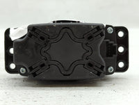 2014-2016 Mercedes-benz Cla250 Am Fm Cd Player Radio Receiver - Oemusedautoparts1.com