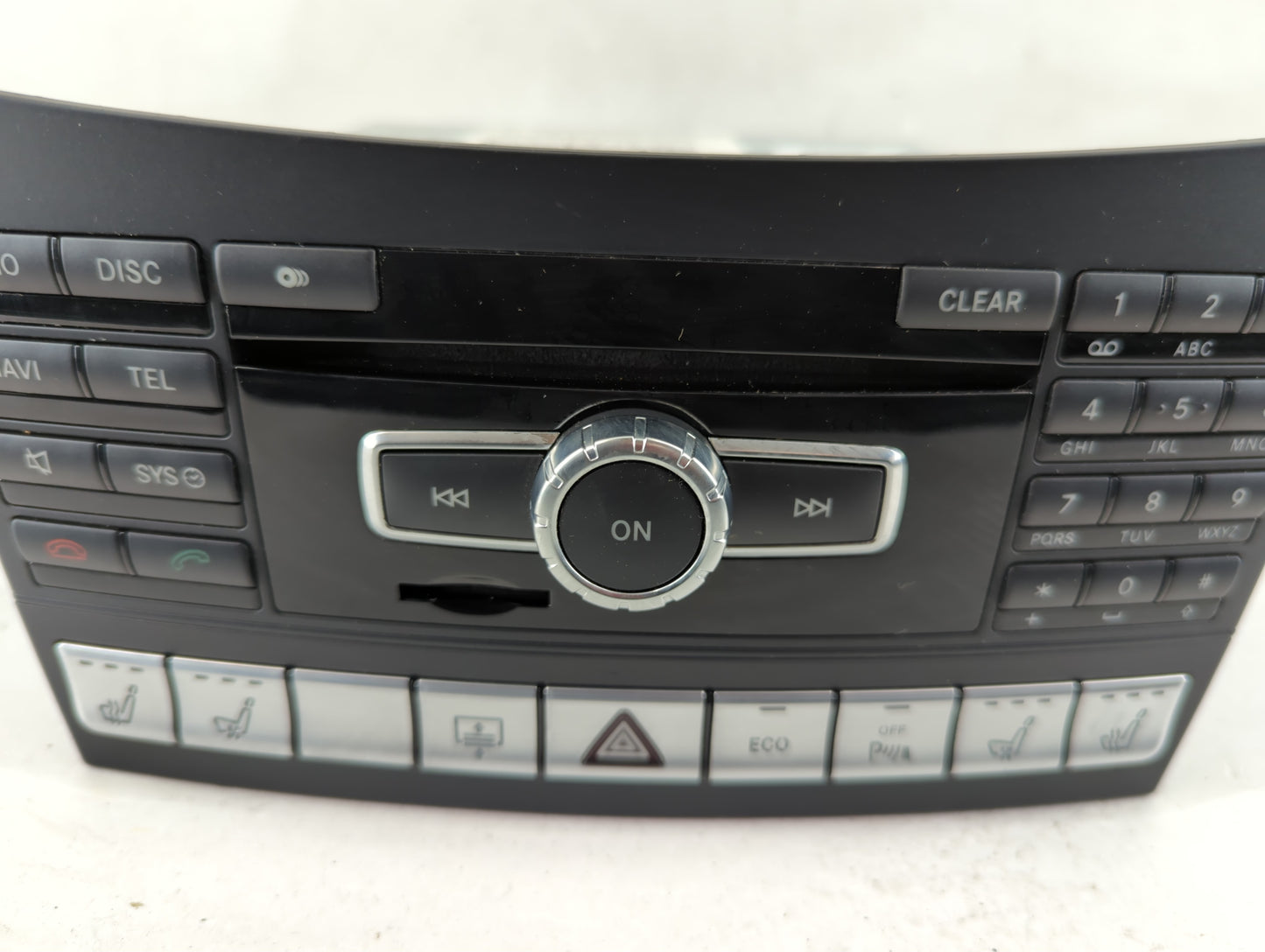 2014 Mercedes-Benz Cls350 Radio AM FM Cd Player Receiver Replacement P/N:A 212 900 67 23 Fits OEM Used Auto Parts - Oemuseda