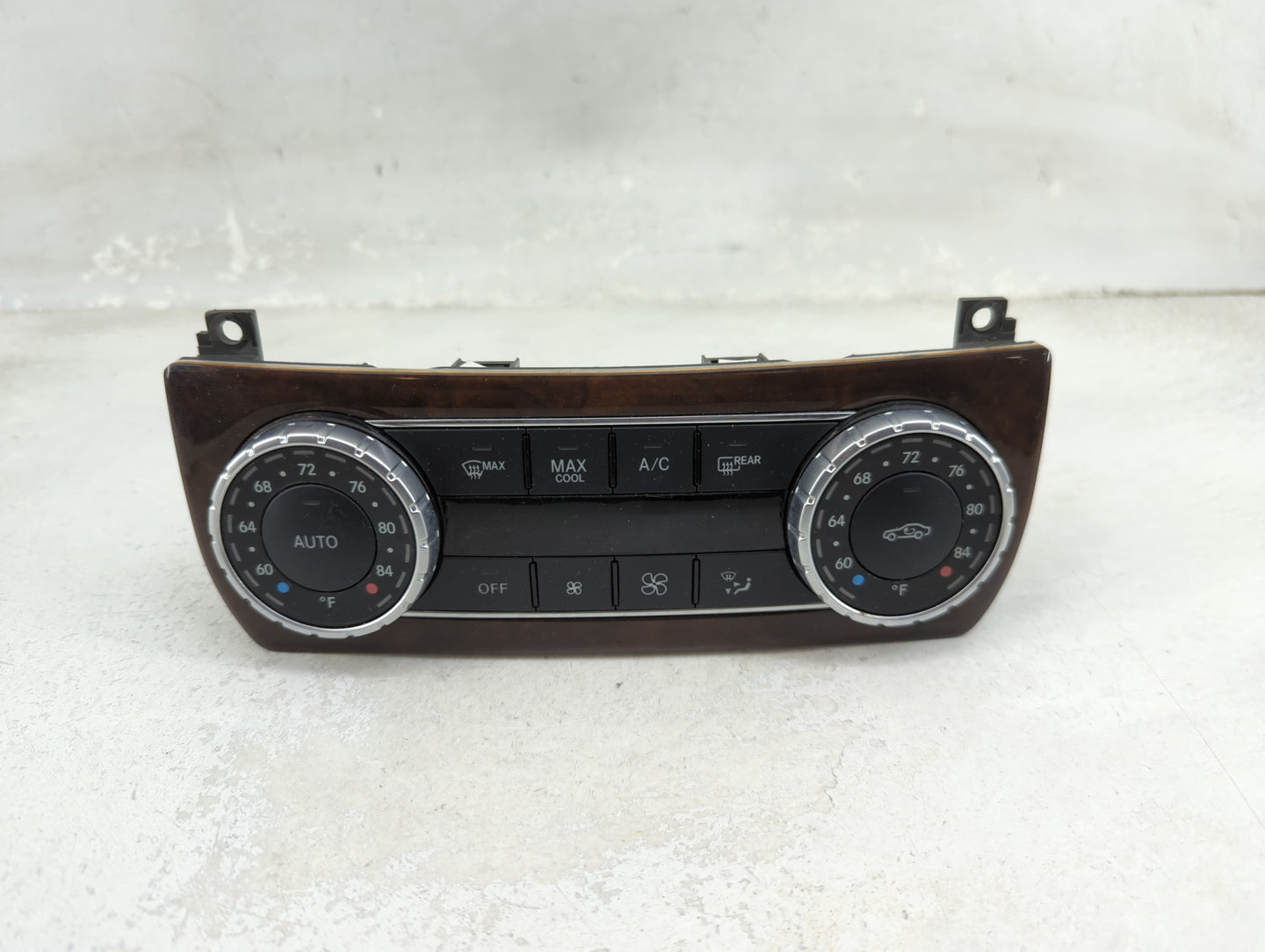 2012-2016 Mercedes-Benz Cls550 Climate Control Module Temperature AC/Heater Replacement P/N:A2049006808 Fits OEM Used Auto P