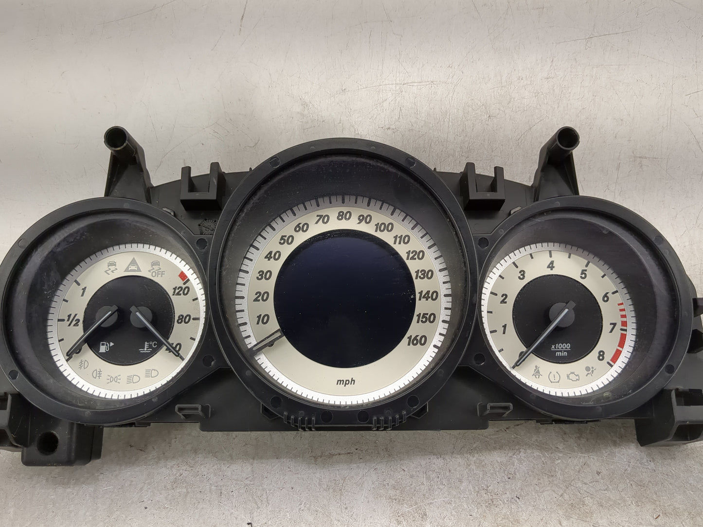 2014 Mercedes-Benz E-Class Instrument Cluster Speedometer Gauges P/N:A2129000925 A2C53435305, A2C87306100 Miles:146K Fits OE