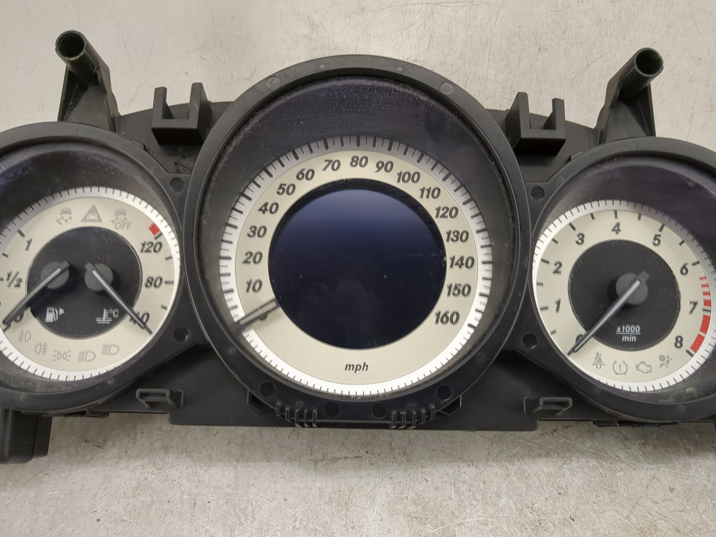 2014 Mercedes-Benz E-Class Instrument Cluster Speedometer Gauges P/N:A2129000925 A2C53435305, A2C87306100 Miles:146K Fits OE