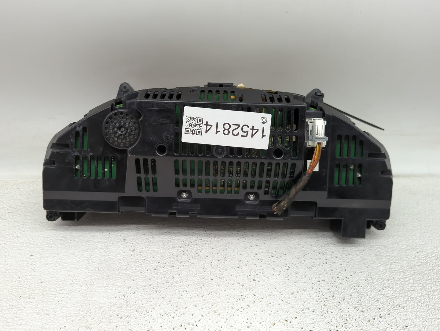 2014 Mercedes-Benz E-Class Instrument Cluster Speedometer Gauges P/N:A2C87306100 A2129000925 Fits OEM Used Auto Parts - Oemu