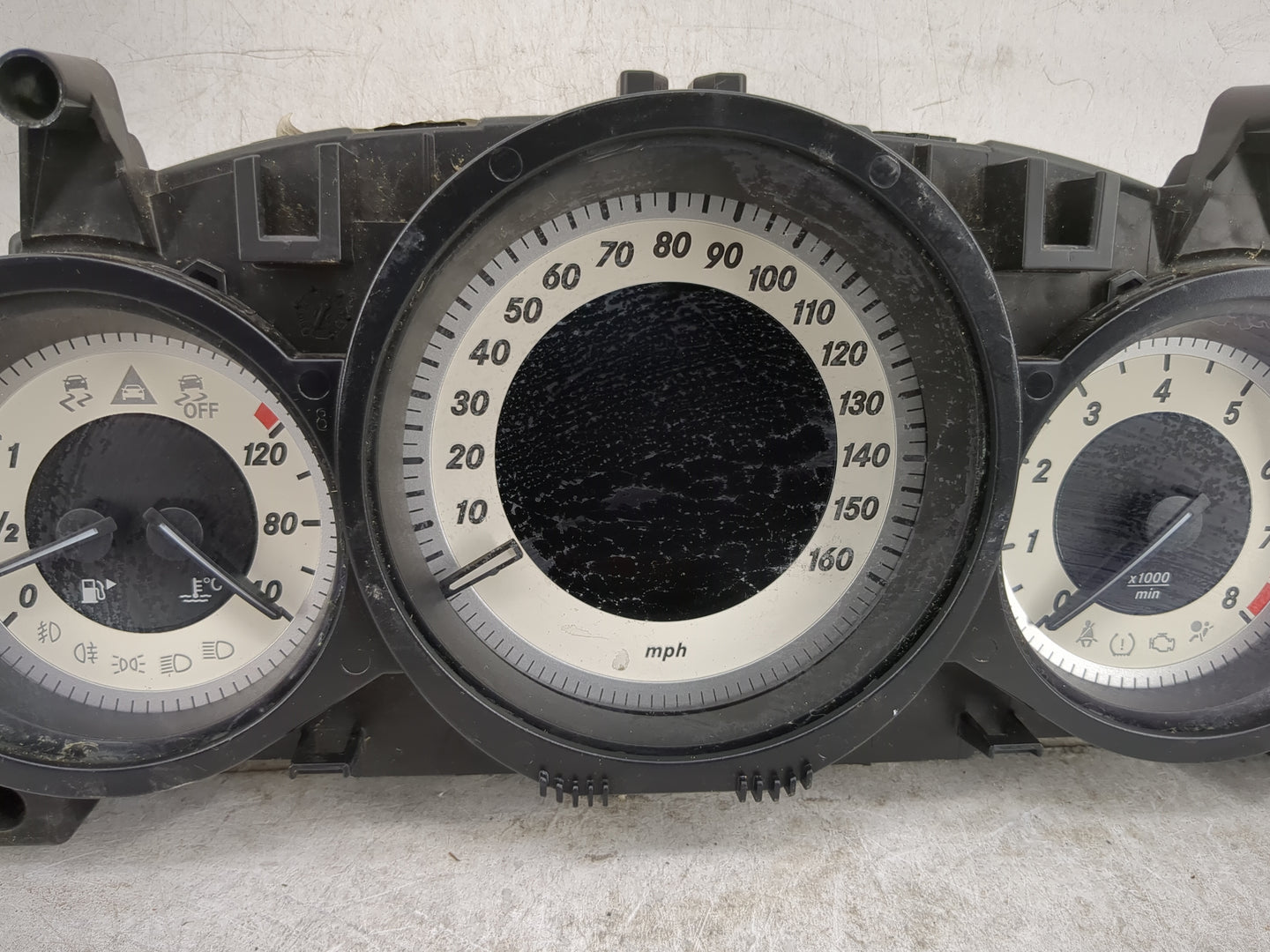 2014 Mercedes-Benz E-Class Instrument Cluster Speedometer Gauges P/N:A2C53435303 A2C3047/3300 Miles:70K Fits OEM Used Auto P