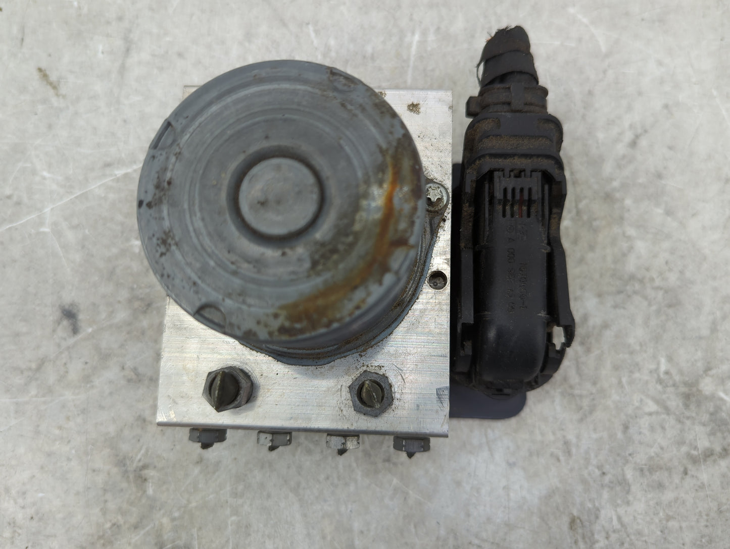 2014 Mercedes-Benz E-Class ABS Pump Control Module Replacement P/N:A2124311948 2696540, 0265956094, 0265235313 Fits OEM Used