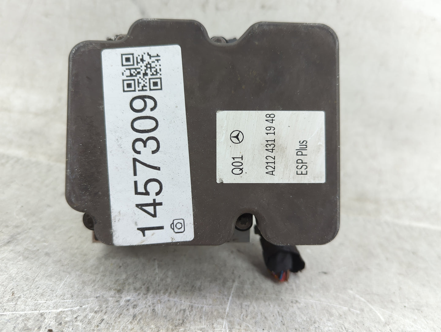 2014 Mercedes-Benz E-Class ABS Pump Control Module Replacement P/N:A2124311948 2696540, 0265956094, 0265235313 Fits OEM Used