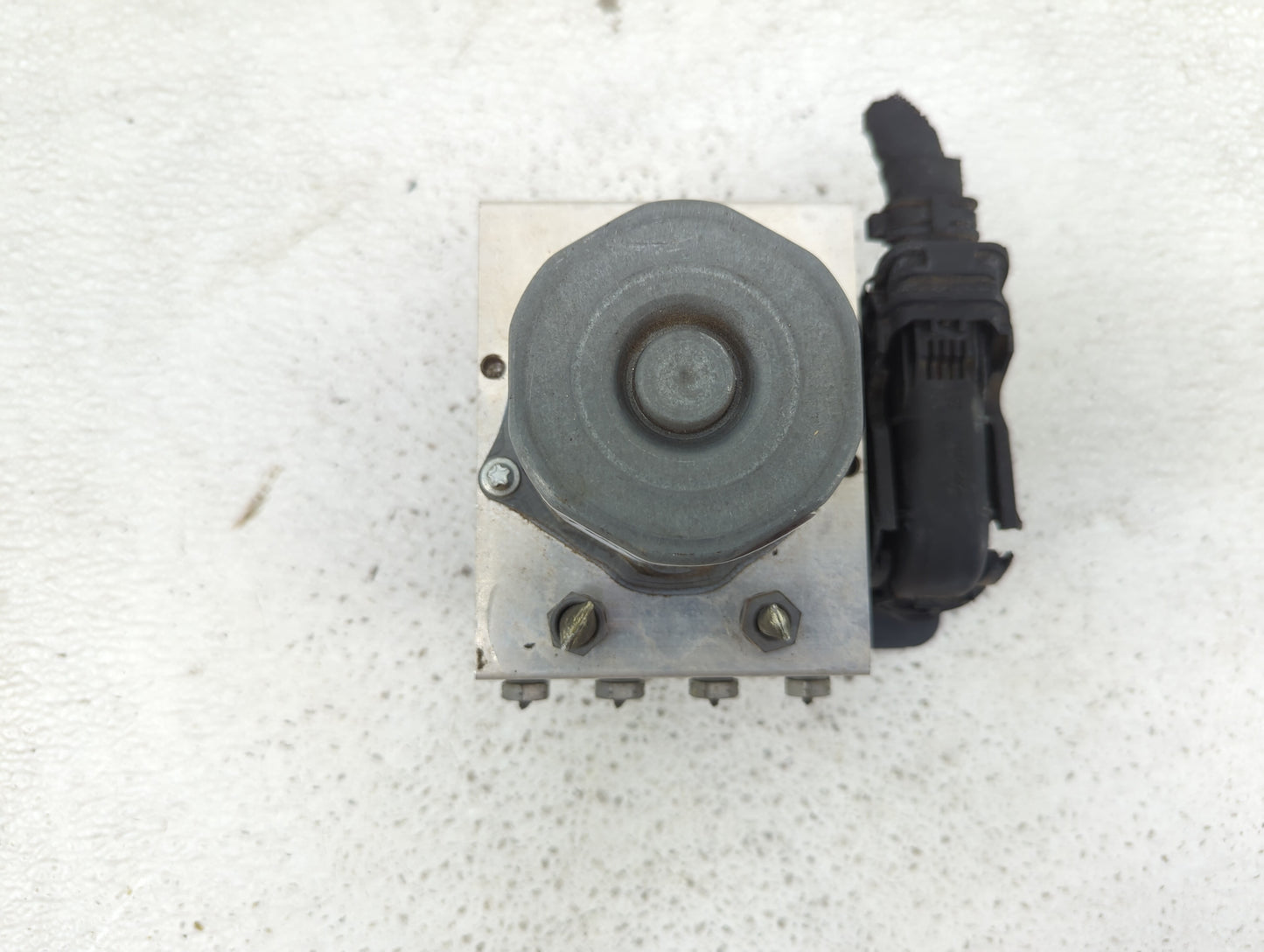 2014 Mercedes-Benz E-Class ABS Pump Control Module Replacement P/N:A2124311448 269632, 1402187/4234 Fits OEM Used Auto Parts