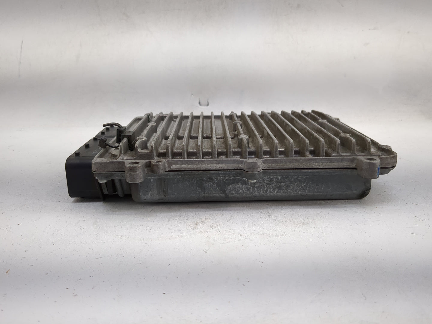 2014 Mercedes-Benz E-Class PCM Engine Control Computer ECU ECM PCU OEM P/N:A2769004600 A2769011200 Fits Fits 2015 2016 2017 