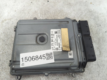 2014 Mercedes-Benz E-Class PCM Engine Control Computer ECU ECM PCU OEM P/N:A 276 900 46 00 A 276 901 12 00 OEM Used Auto Parts