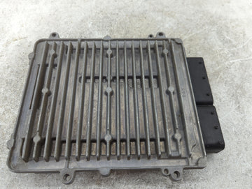 2014 Mercedes-Benz E-Class PCM Engine Control Computer ECU ECM PCU OEM P/N:A 276 900 46 00 A 276 901 12 00 OEM Used Auto Par