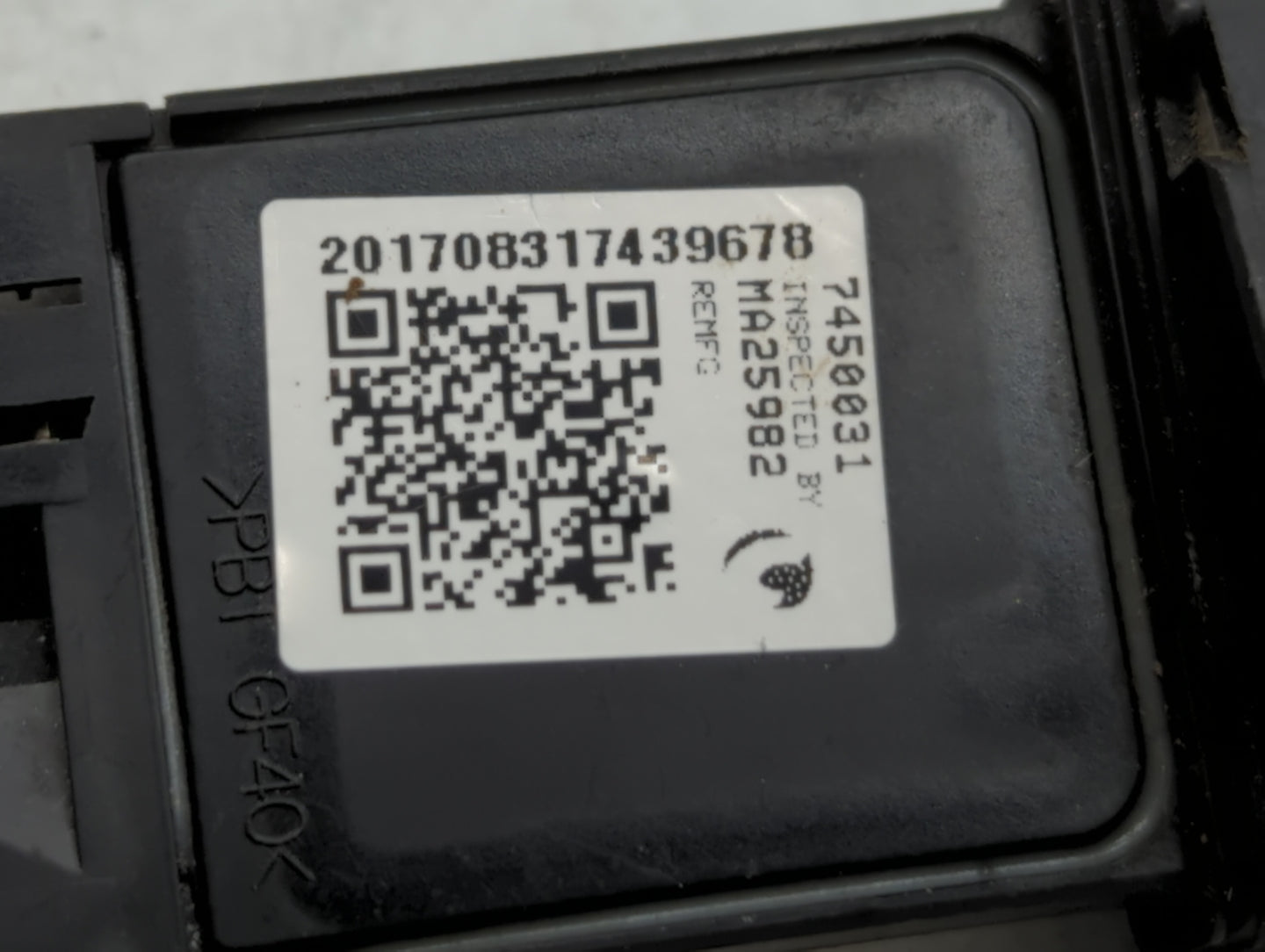 Mercedes-benz E250 Mass Air Flow Meter Maf - Oemusedautoparts1.com