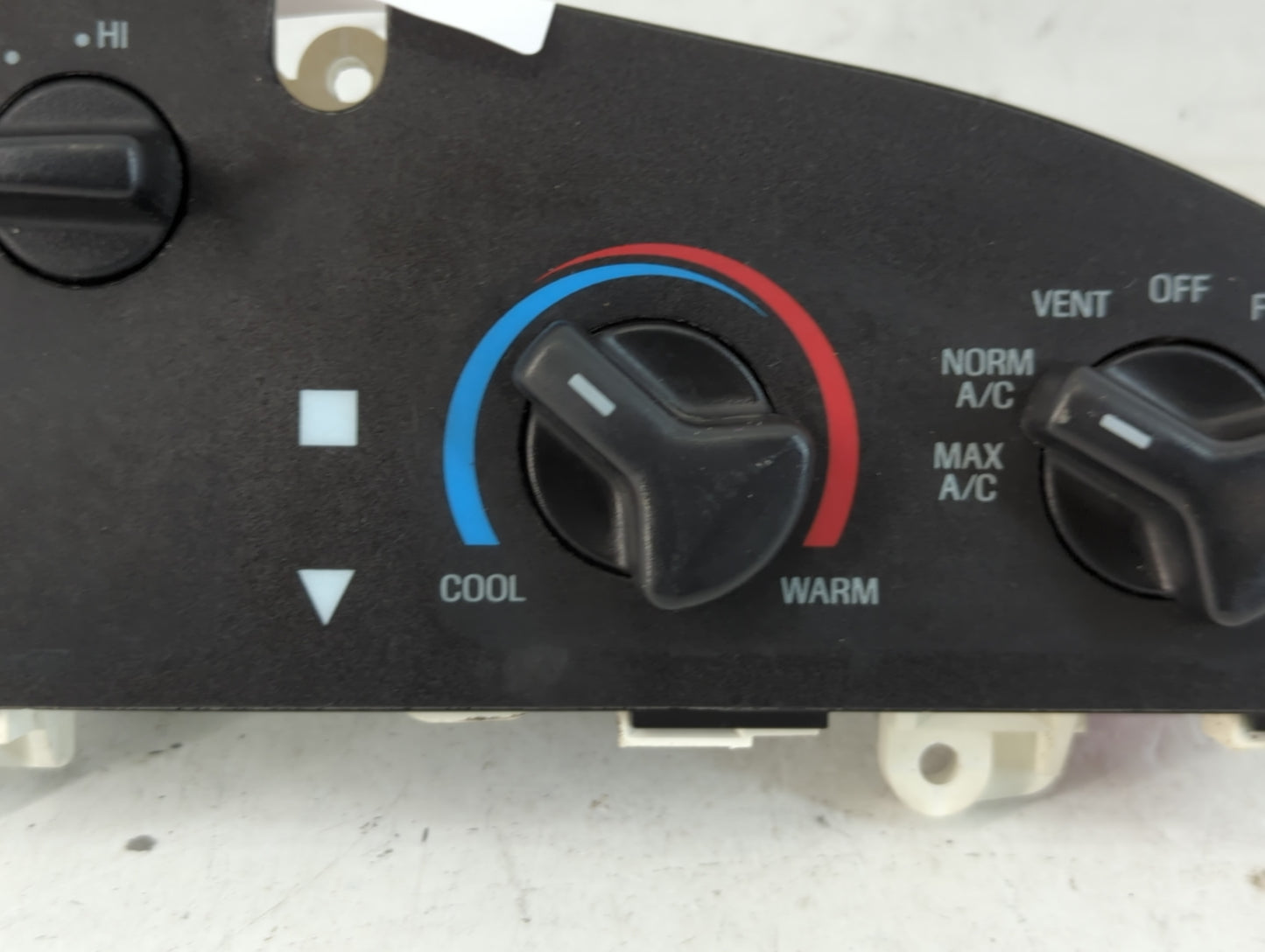 2014 Mercedes-Benz E250 Climate Control Module Temperature AC/Heater Replacement Fits OEM Used Auto Parts - Oemusedautoparts