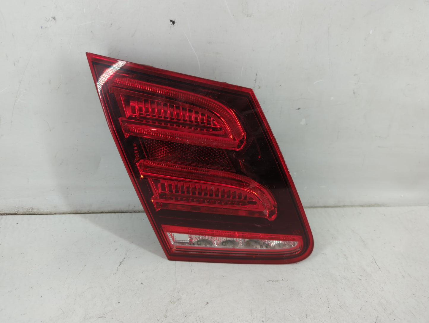 2014 Mercedes-Benz E350 Tail Light Assembly Passenger Right OEM Fits Fits 2015 2016 2017 OEM Used Auto Parts - Oemusedautopa