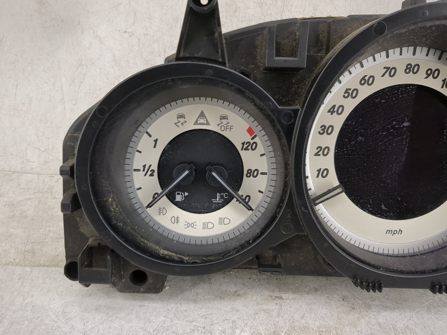 2014 Mercedes-Benz E350 Instrument Cluster Speedometer Gauges P/N:A2C30473300 Miles: Fits OEM Used Auto Parts - Oemusedautop