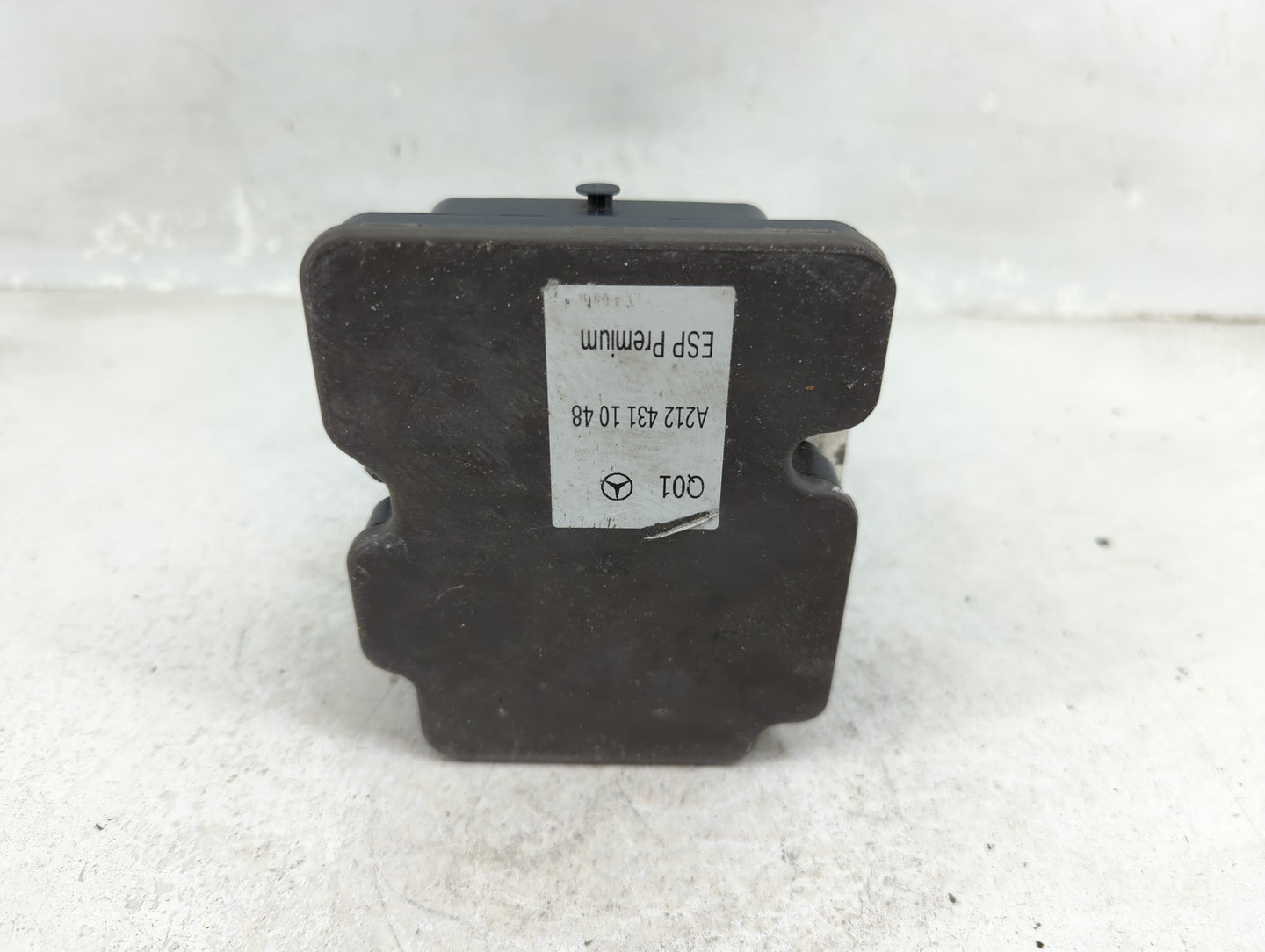 2014 Mercedes-Benz E350 ABS Pump Control Module Replacement P/N:A212 431 10 48 269 554 Fits OEM Used Auto Parts - Oemusedaut