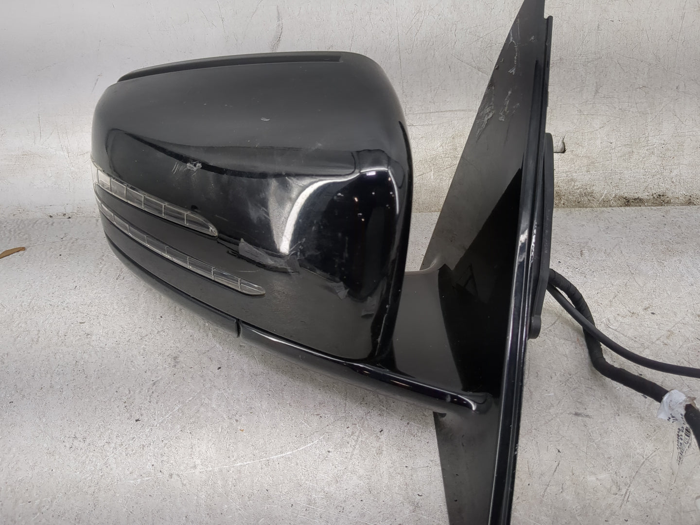 2014 Mercedes-Benz E350 Passenger Side View Mirror - Right Door Mirror OEM Used - Oemusedautoparts1.com